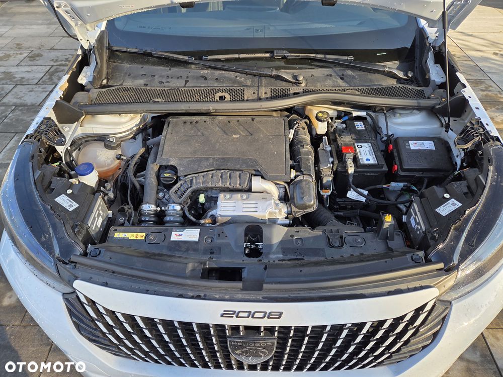 Peugeot 2008 1.2 Pure Tech GPF Allure S&S EAT6 - 19
