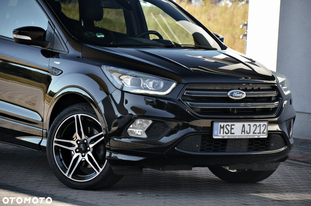 Ford Kuga - 4