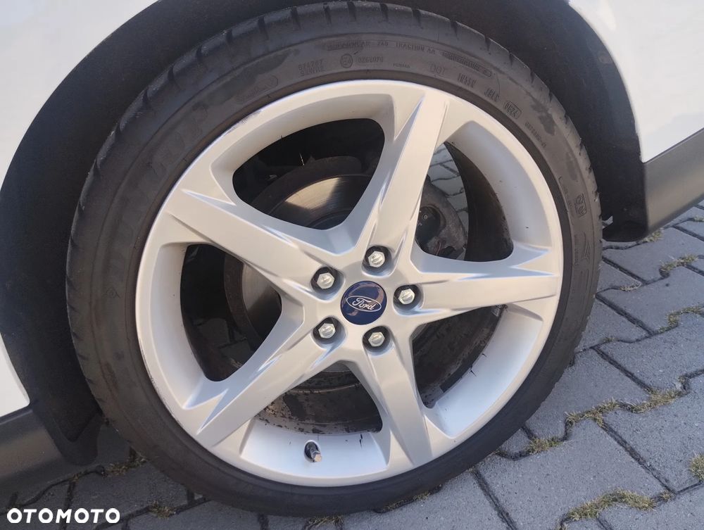 Ford Focus - 12
