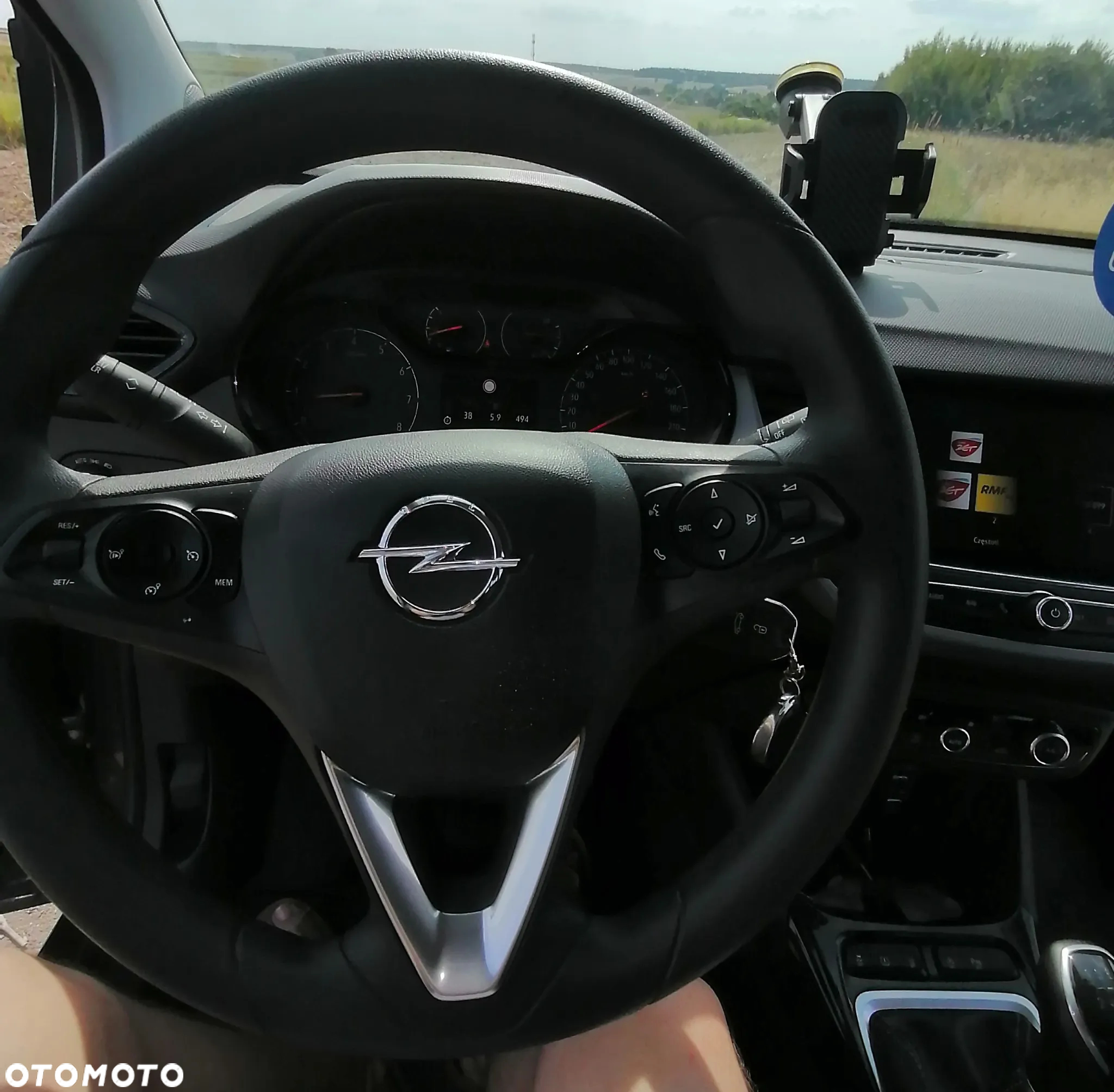 Opel Crossland X - 9