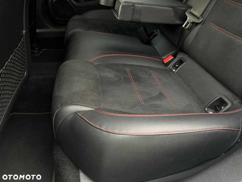 Mercedes-Benz Klasa A 180 AMG Line 7G-DCT - 28