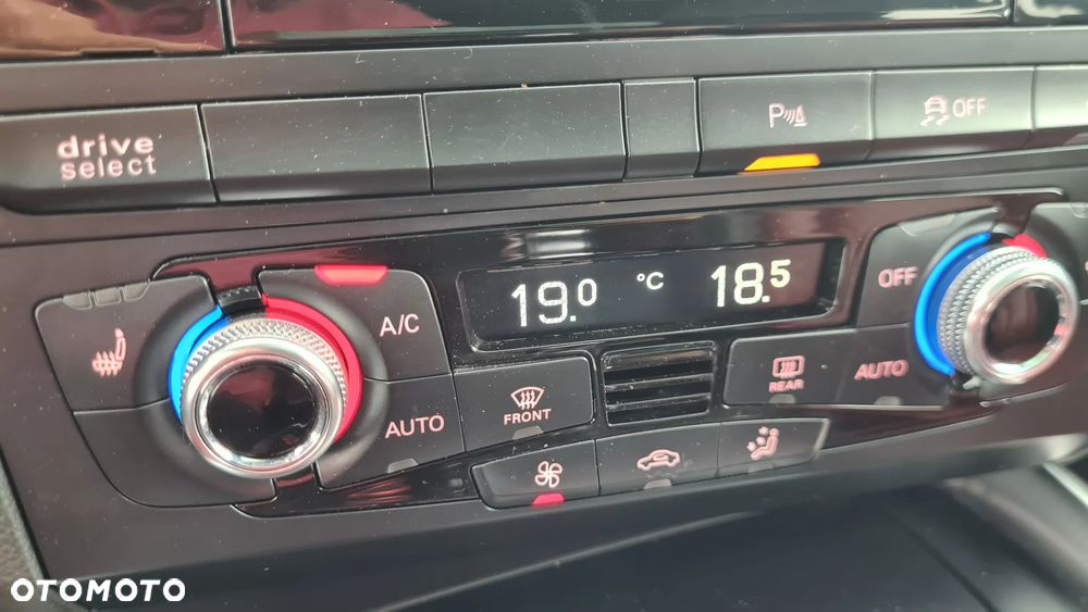 Audi SQ5 - 30