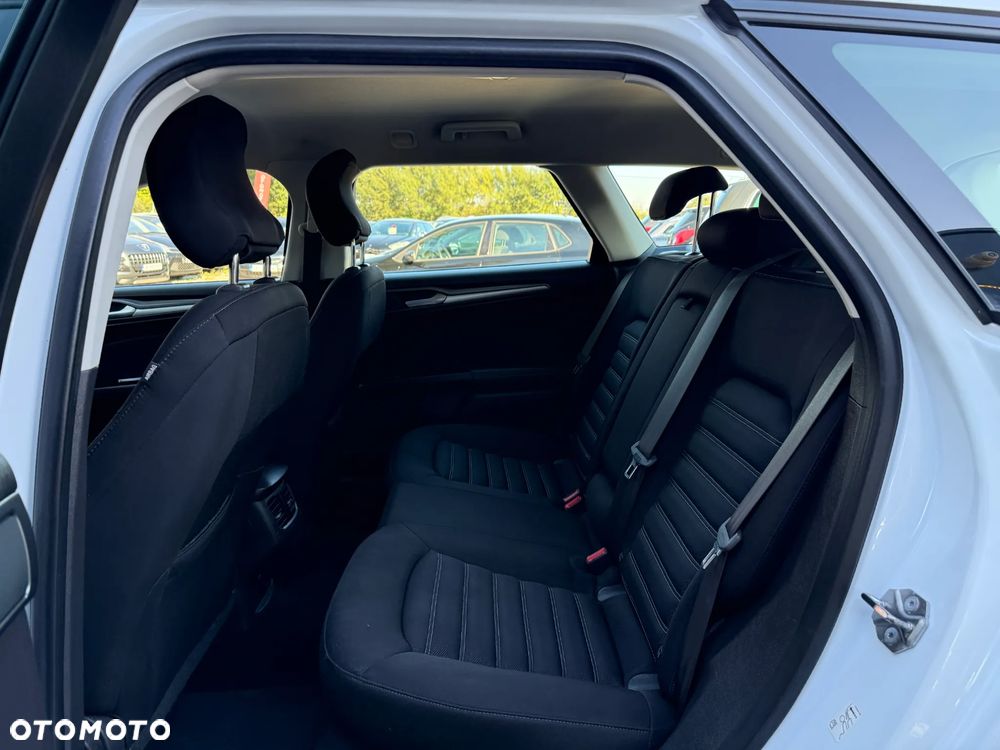 Ford Mondeo 2.0 TDCi Allrad Titanium - 30