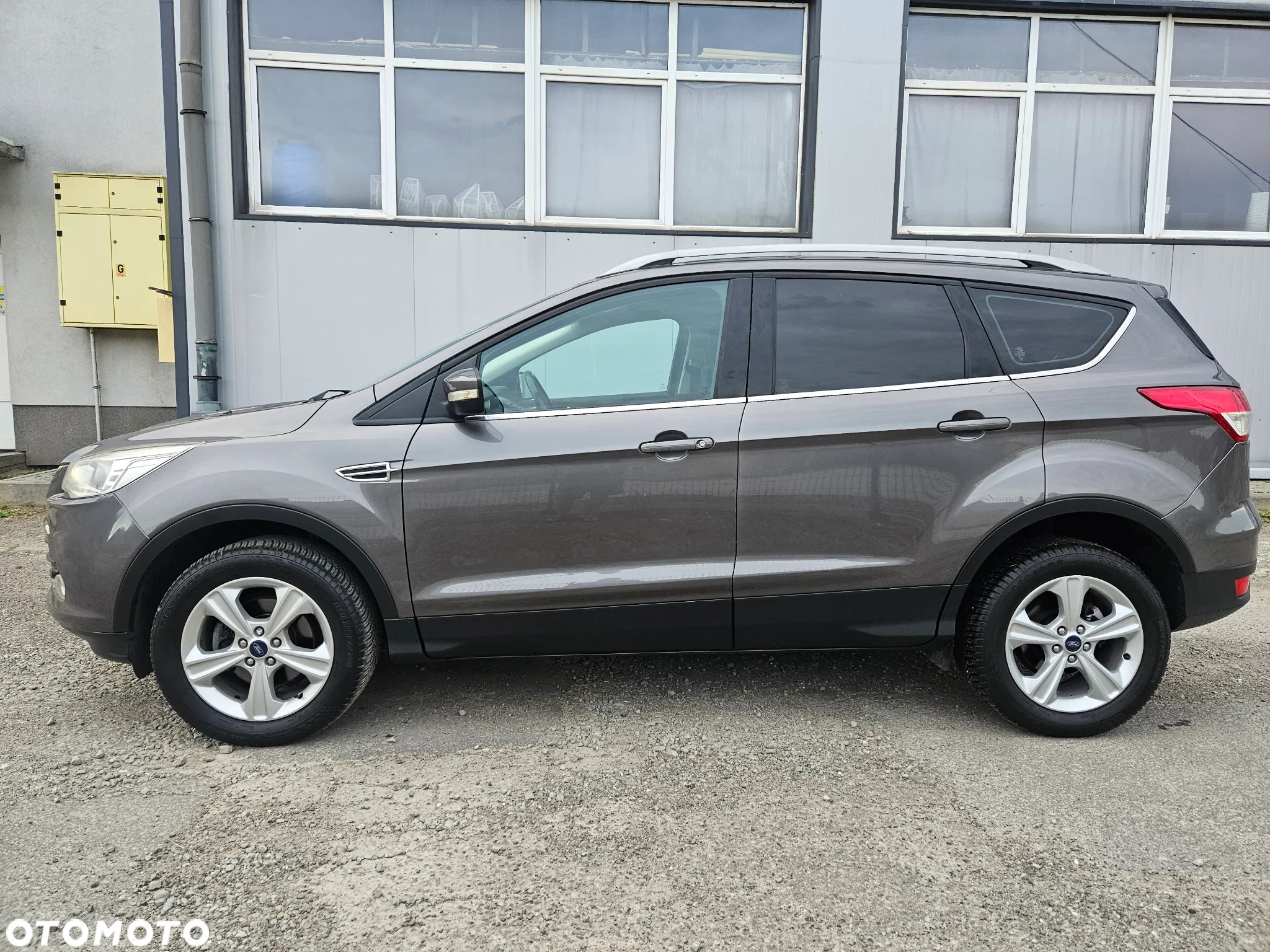 Ford Kuga - 3