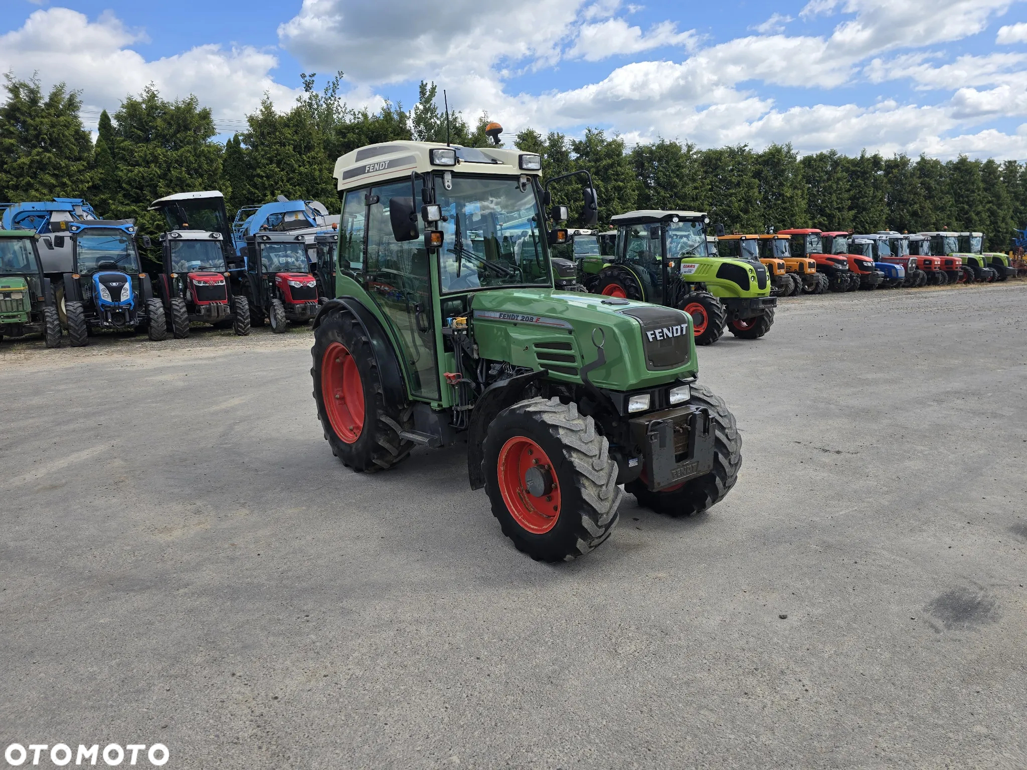 Fendt 208F - 5