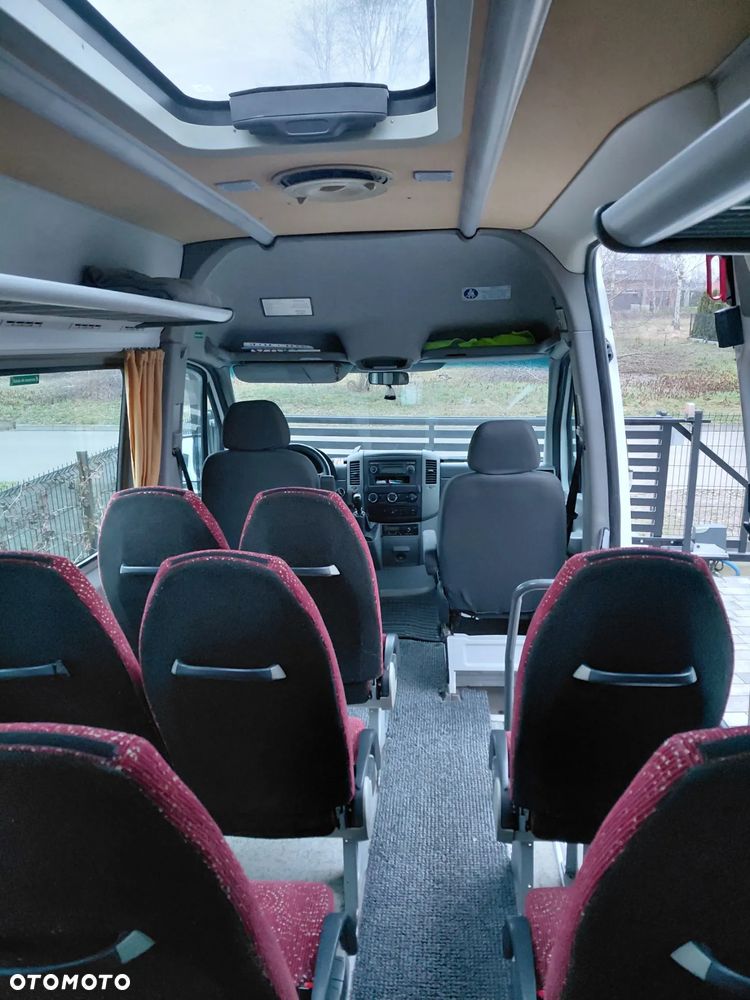 Mercedes-Benz Sprinter - 8