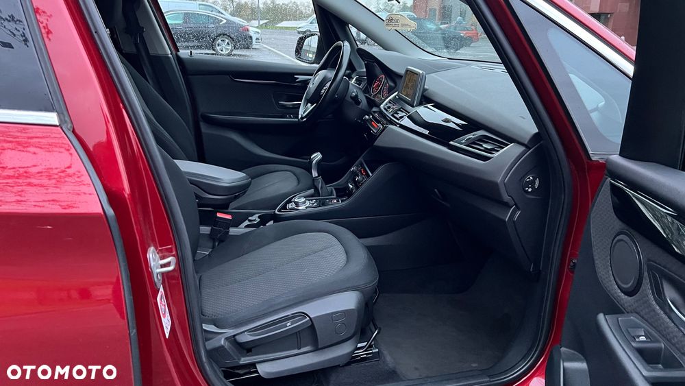 BMW Seria 2 216d Advantage - 11