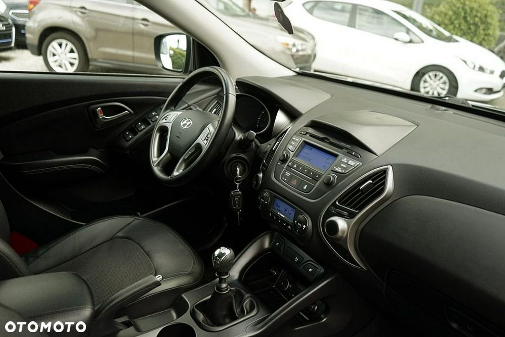 Hyundai ix35 - 15