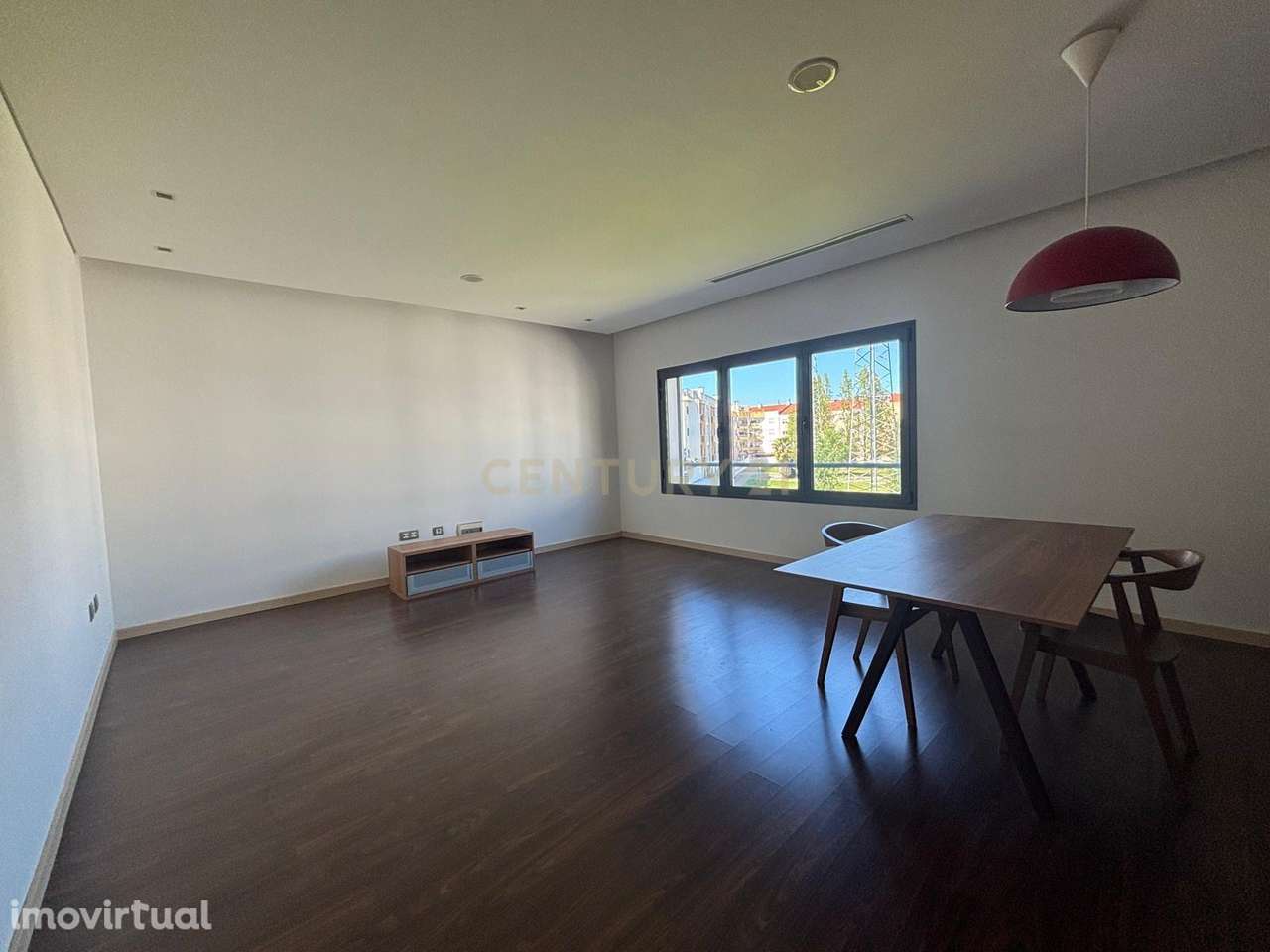 Apartamento T2  no Entroncamento com Garagem Fechada - Grande imagem: 4/19