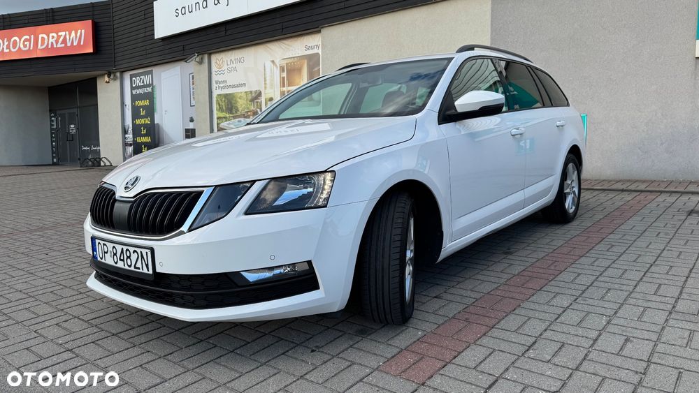 Skoda Octavia 1.6 TDI Ambition - 12