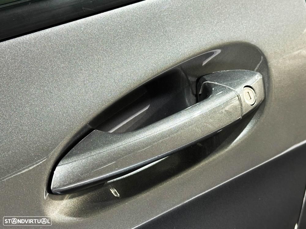 Mercedes-Benz A 180 CDI BlueEFFICIENCY Edition - 18
