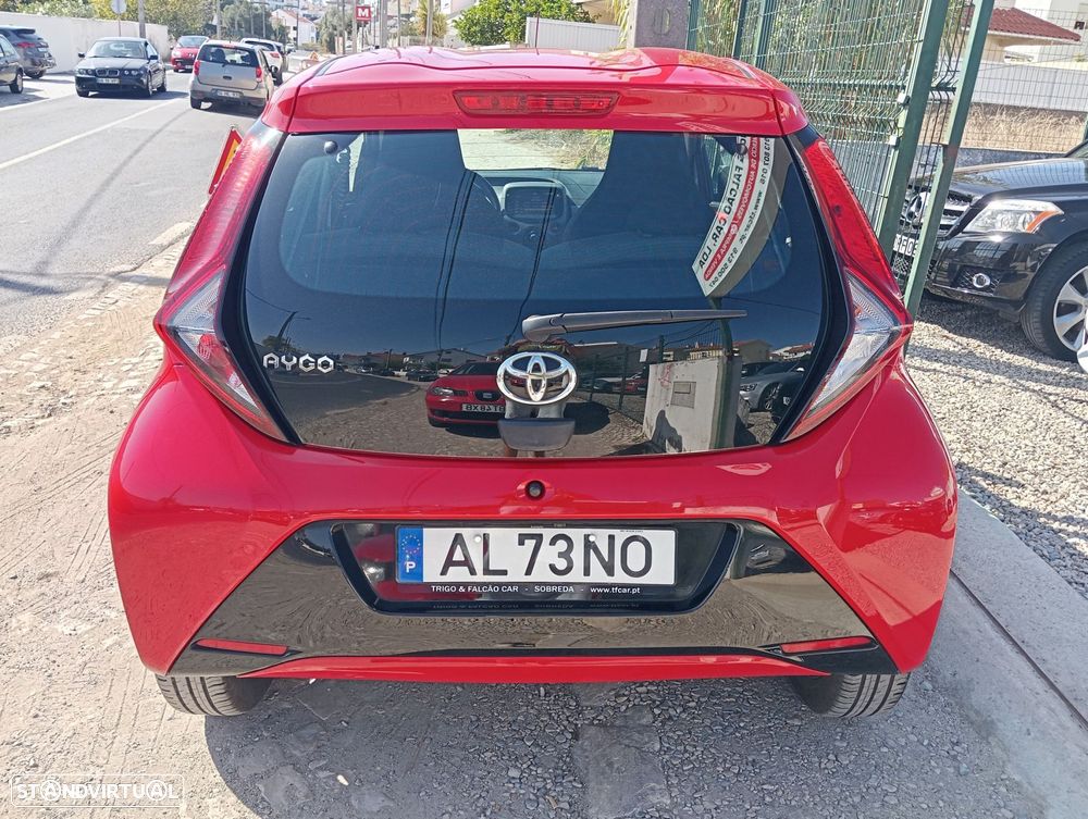 Toyota Aygo 1.0 X-Play - 4