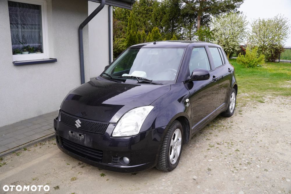 Suzuki Swift 2006 photo 5