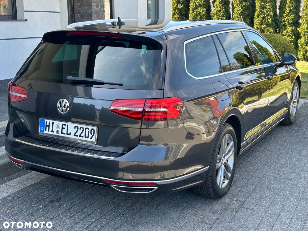 Volkswagen Passat 1.6 TDI SCR DSG Business - 18