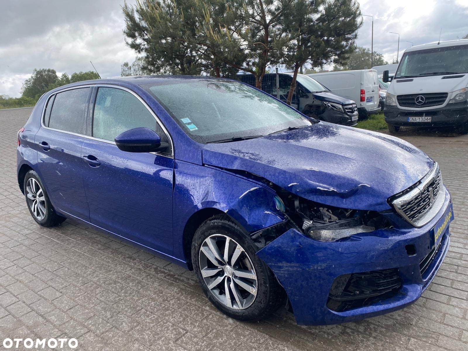 Peugeot 308 1.2 PureTech Active S&S - 4