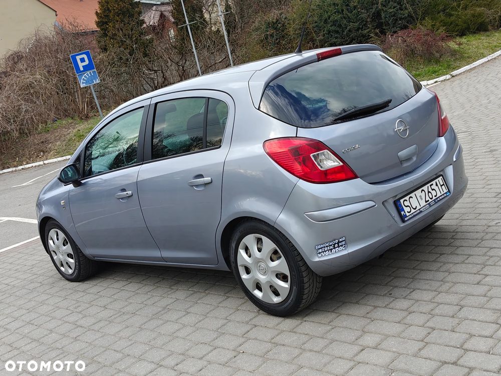Opel Corsa 1.2 16V Cosmo - 14