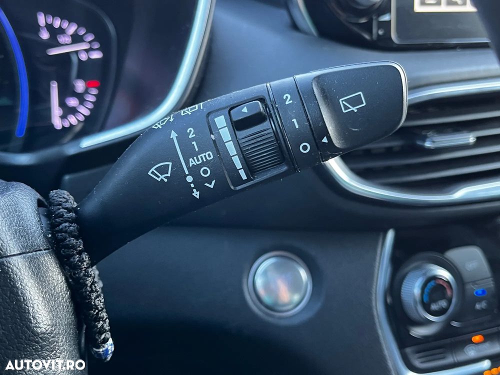 Hyundai Santa Fe - 21