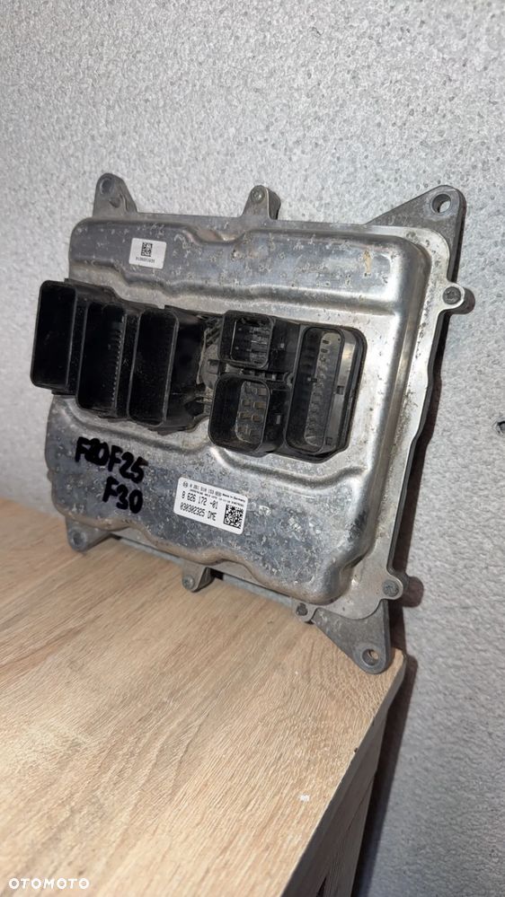 BMW F20 F30 F25 KOMPUTER STEROWNIK SILNIKA 8626172 - 1