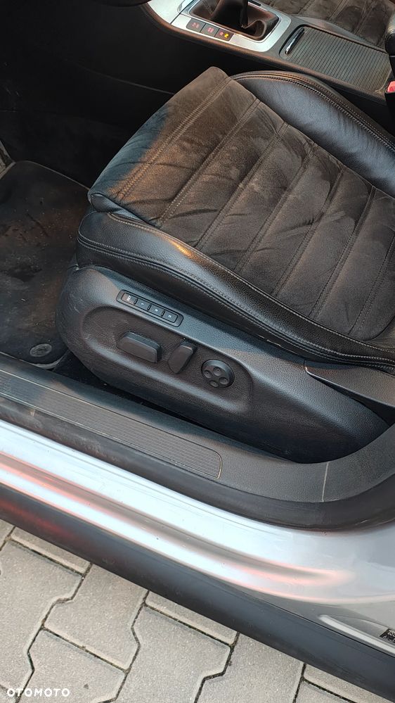 Volkswagen Passat 1.8 TSI Exclusive - 14