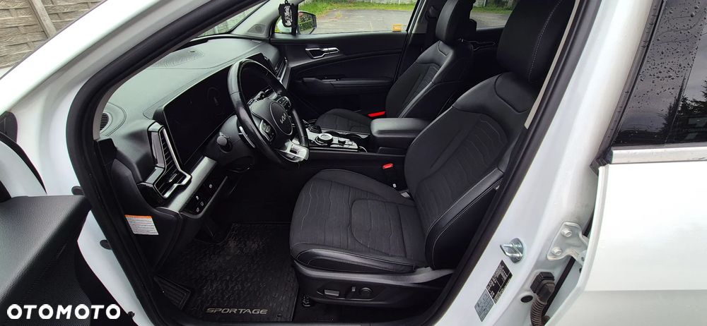 Kia Sportage 1.6 T-GDI HEV Business Line 4WD - 11