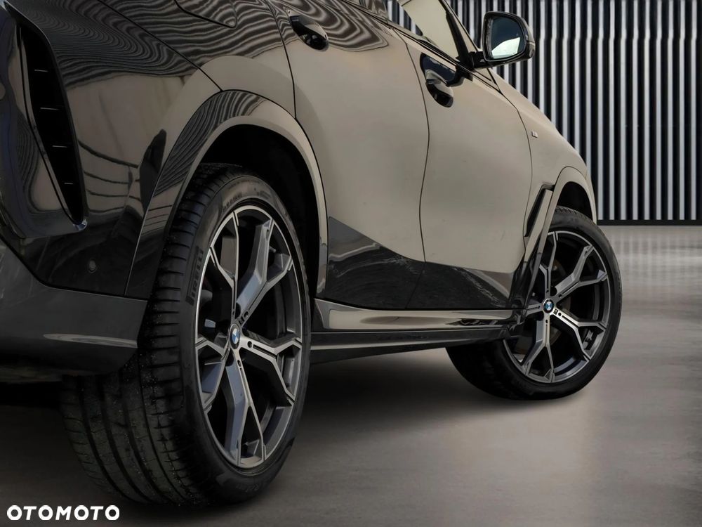 BMW X6 M50i - 13