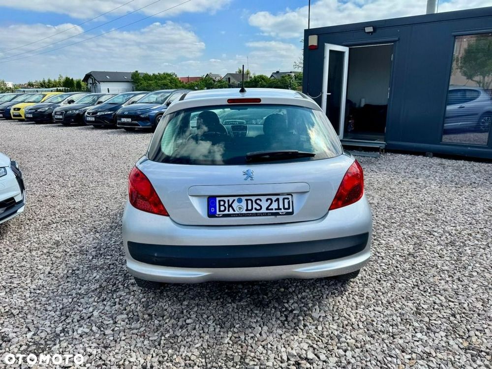 Peugeot 207 - 4