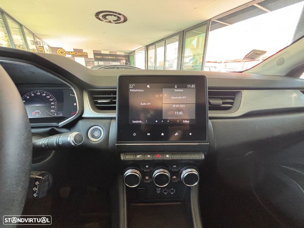 Renault Captur - 17