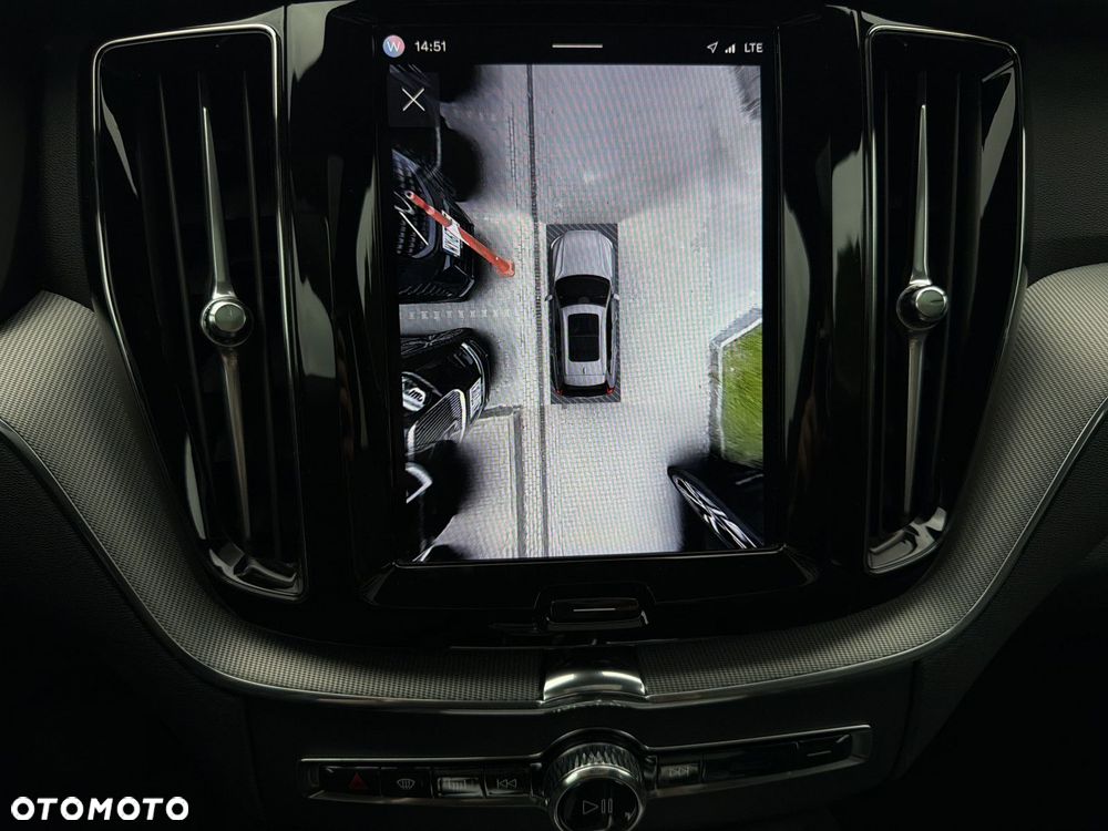 Volvo XC 60 - 22