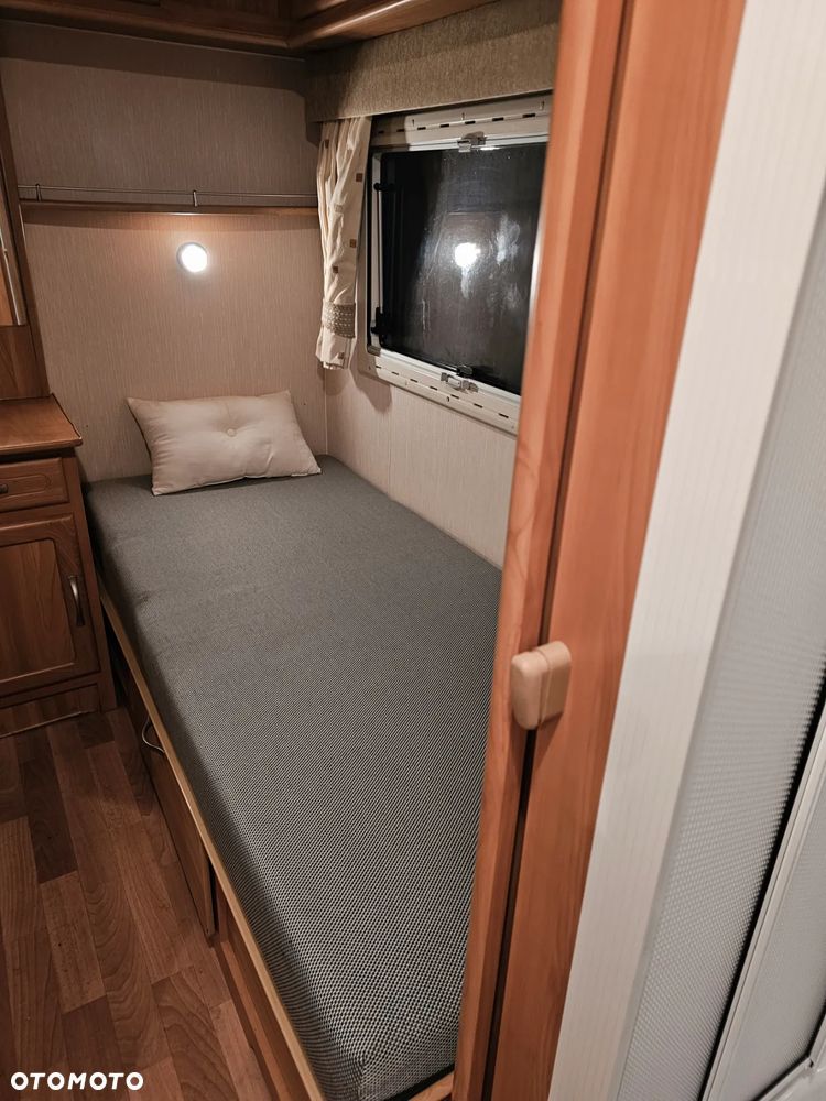 Hobby - FLEETWOOD. DMC-1350. WŁĄCZ FILMIK ! WERSJA VIP ! 2 SYPIALNIE. 4-6 os. ŁAZIENKA. NOWY SOLAR i PRZEDSIONEK ! - 35