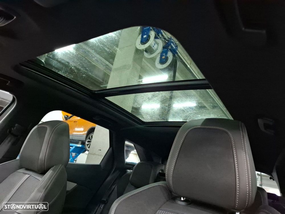 Peugeot 3008 1.6 Hybrid GT e-EAT8 - 26