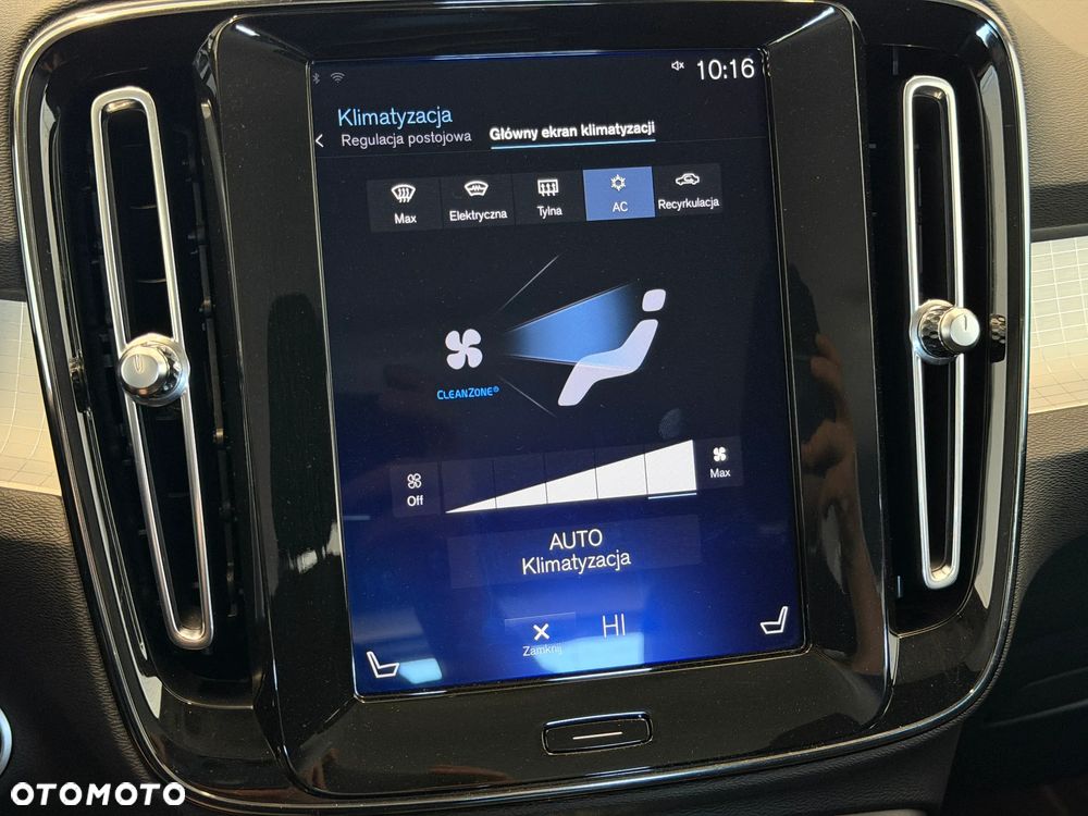 Volvo XC 40 T3 Momentum Pro - 27