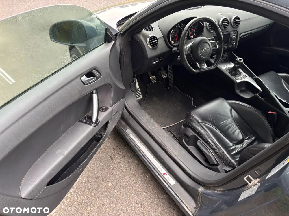 Audi TT Coupé - 19
