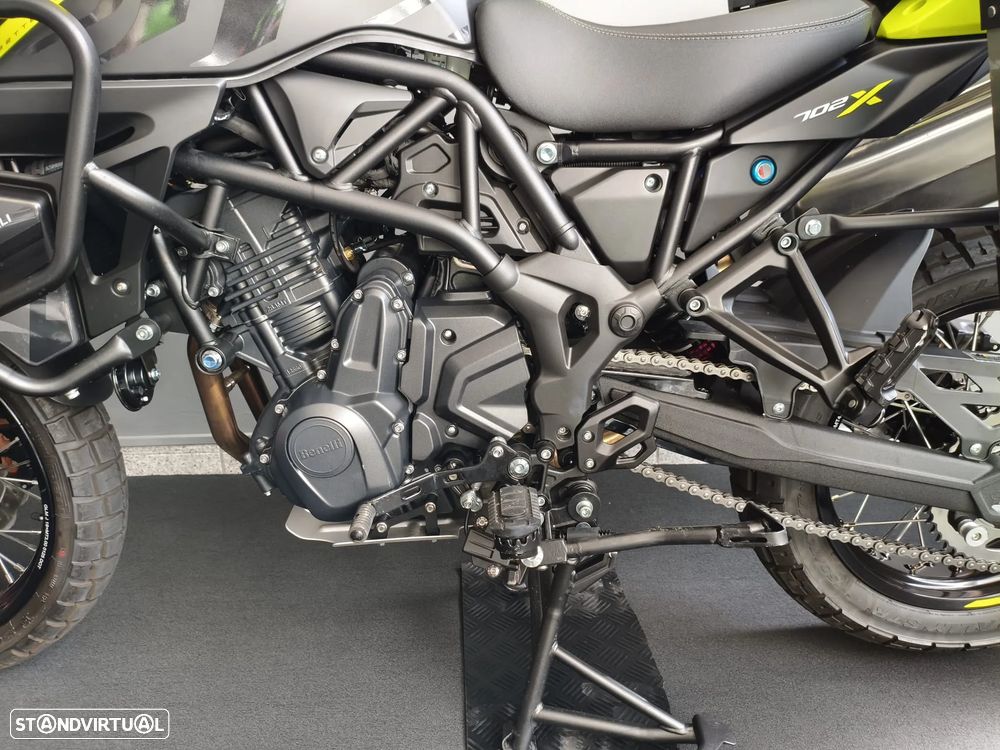 Benelli TRK 702 X - 23