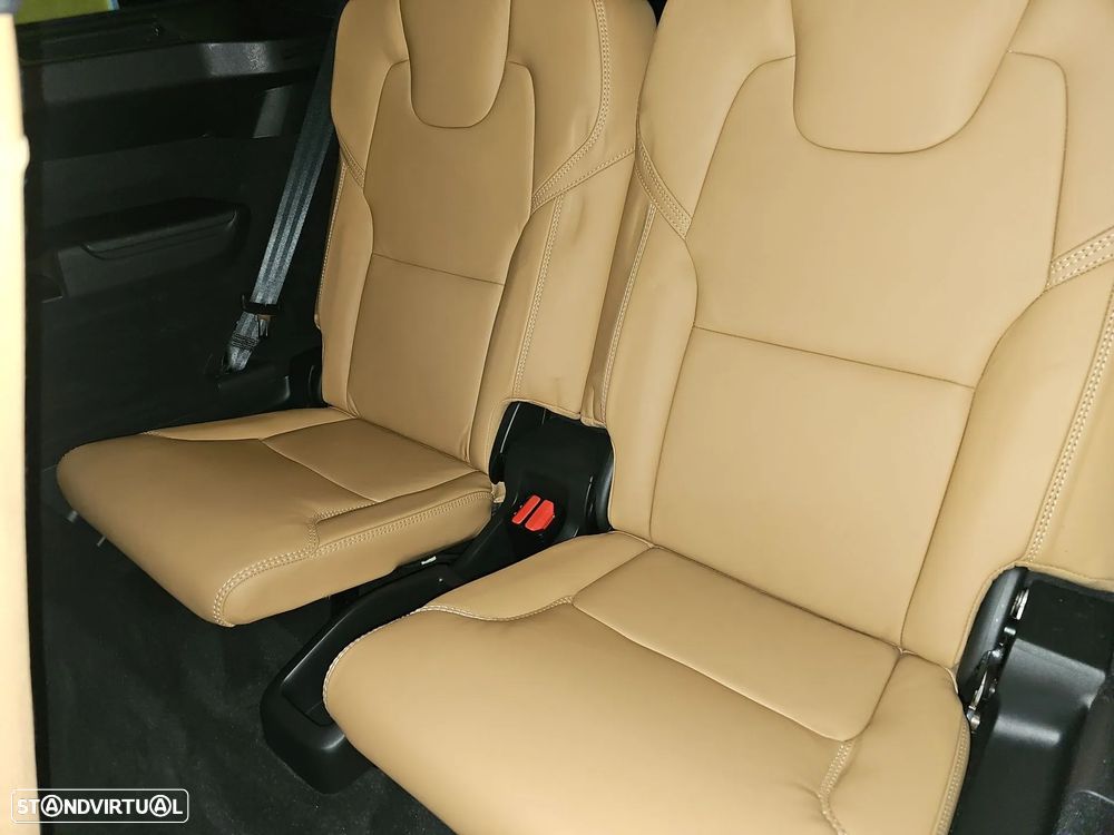 Volvo XC 90 - 14
