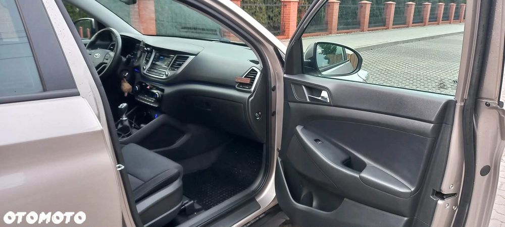 Hyundai Tucson 1.6 GDi Comfort 2WD - 9