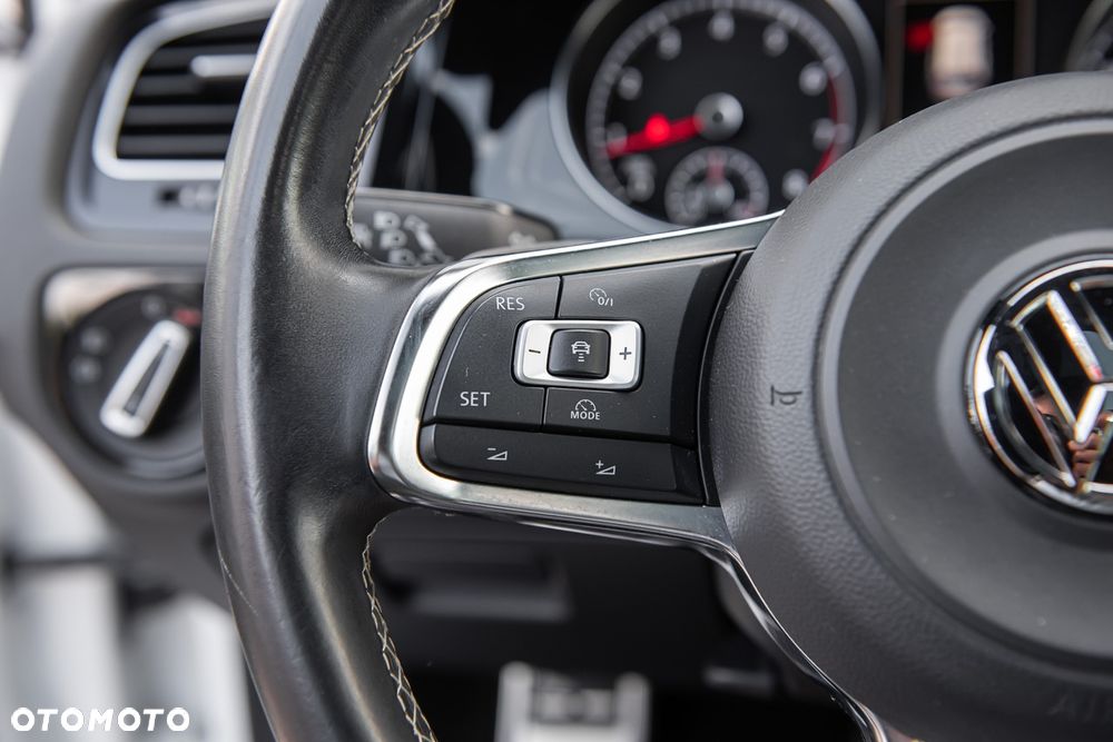 Volkswagen Golf 1.4 TSI ACT BlueMotion Technology DSG Highline - 22