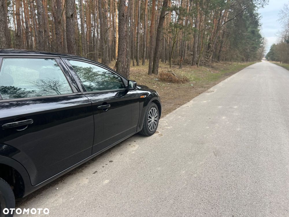 Ford Mondeo - 8