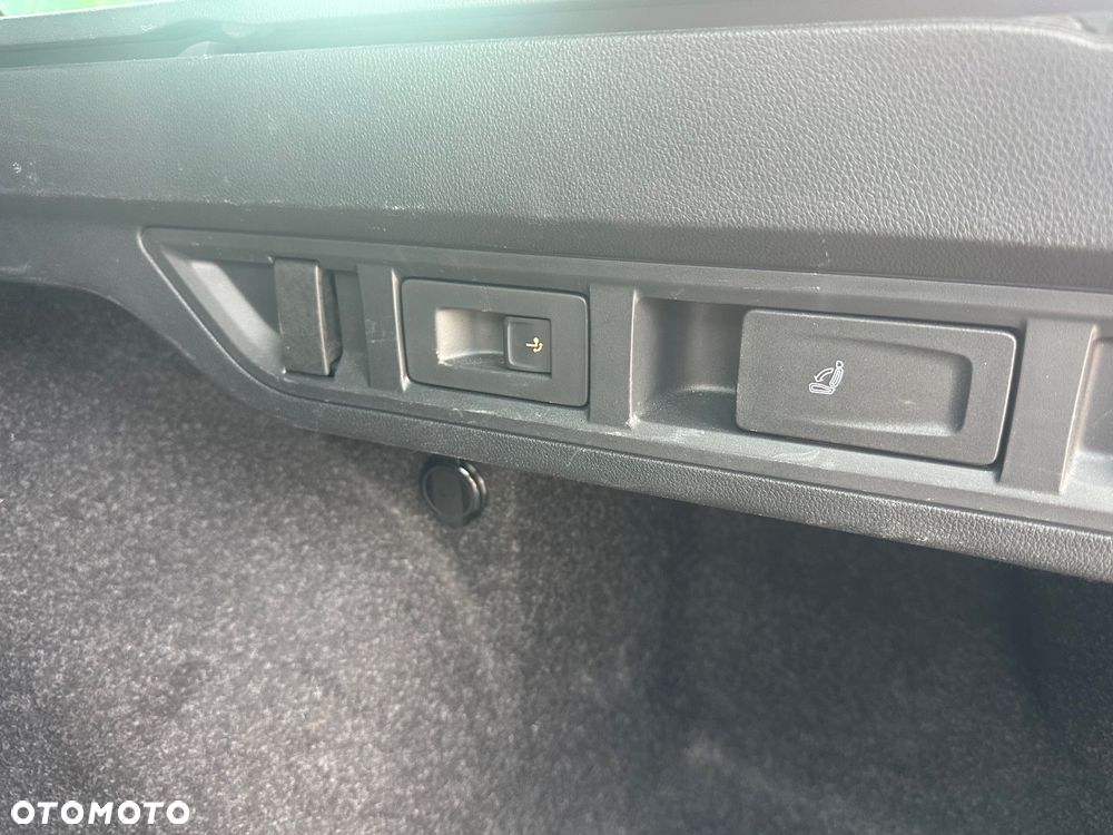 Skoda Octavia 2.0 TSI RS 245 DSG - 25