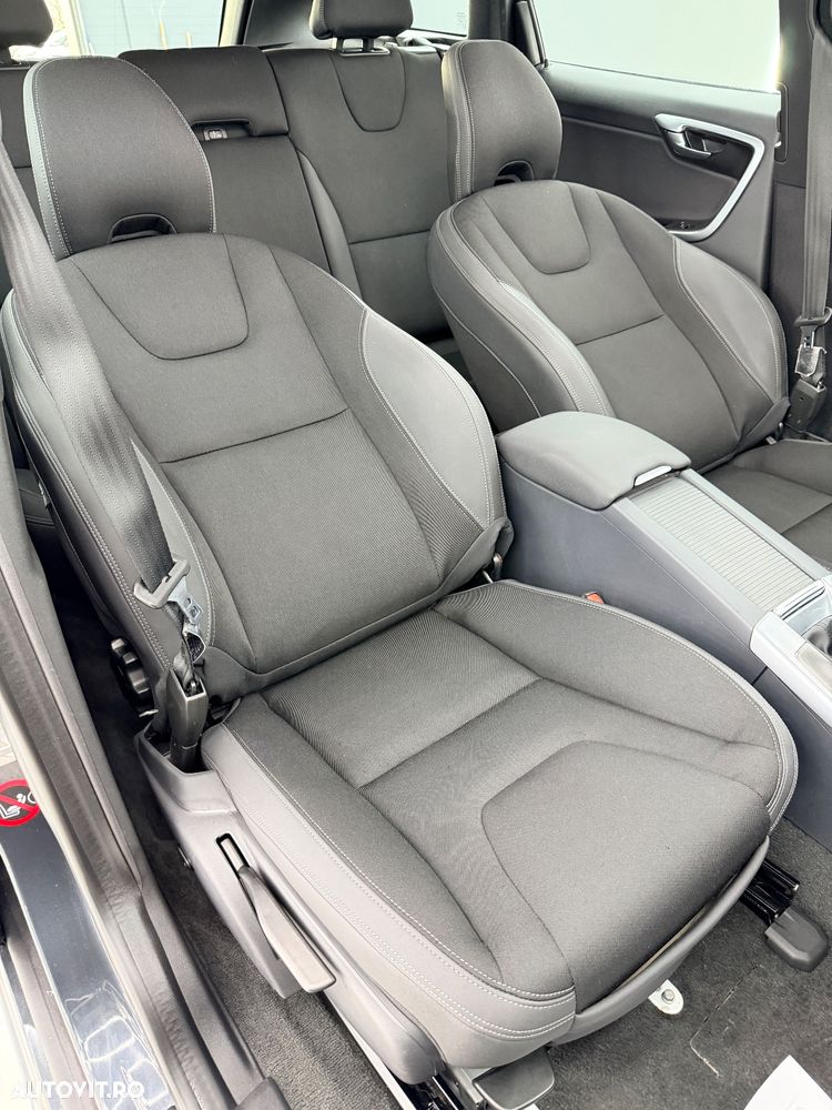 Volvo XC 60 D3 Start-Stop Kinetic - 22