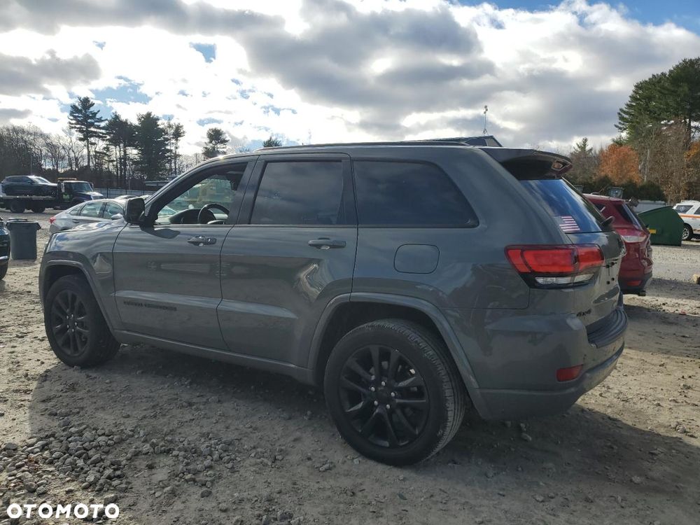 Jeep Grand Cherokee - 4