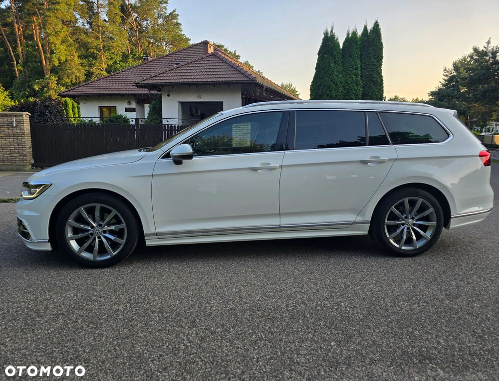 Volkswagen Passat - 2