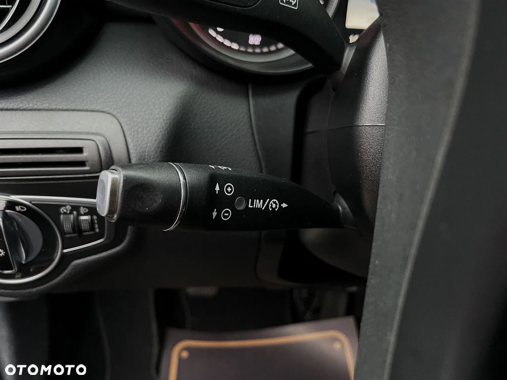 Mercedes-Benz Klasa C 200 (BlueTEC) d - 26