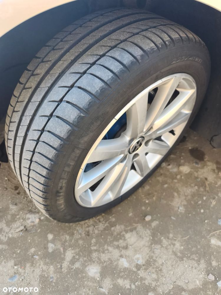 Volkswagen Passat 2.0 TDI DPF Individual - 15