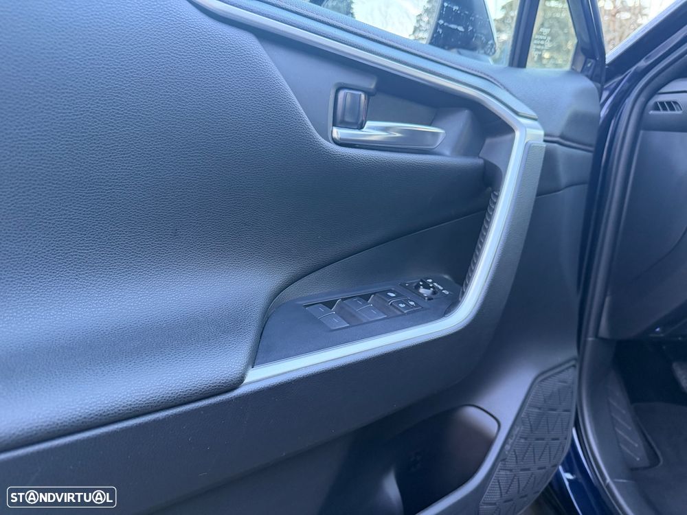 Toyota RAV4 2.5 HDF Square Collection AWD-i - 19