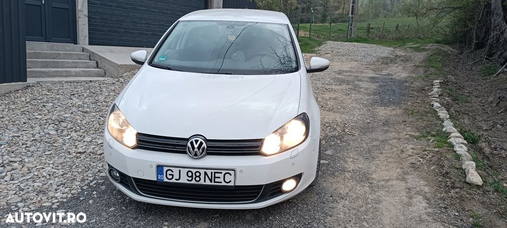 Volkswagen Golf 1.4 TSI Exclusive - 1