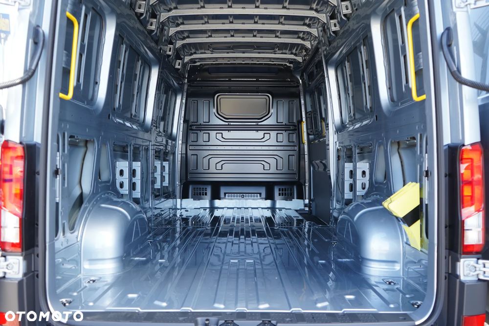 Volkswagen Crafter 35 - 17