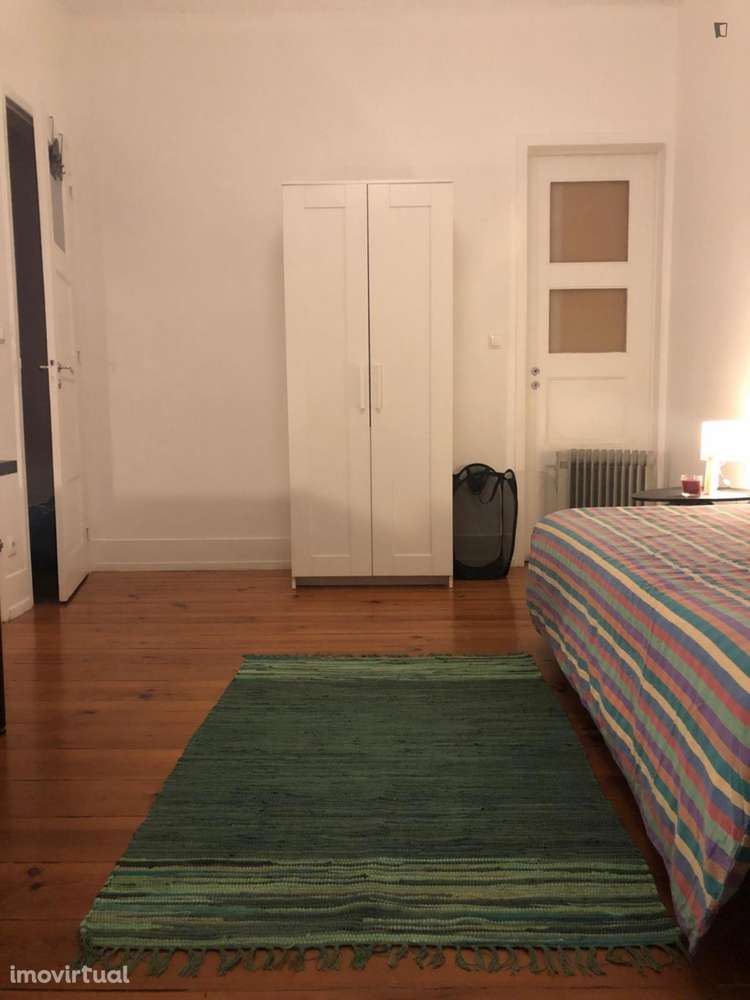 Quarto - localizado em Lisbon - Grande imagem: 3/8