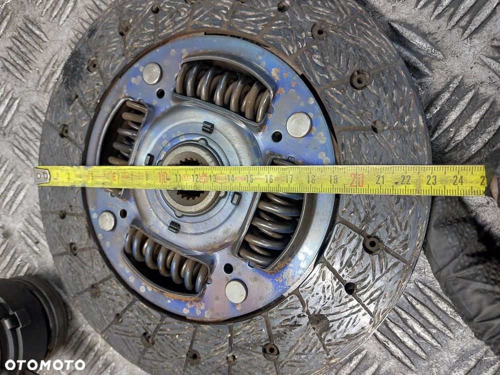 SPRZĘGŁO TARCZA + DOCISK + ŁOŻYSKO OPOROWE OUTLANDER II 2.0 16V - 7