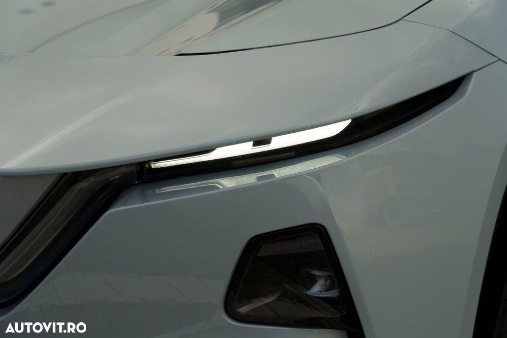 Mazda CX-6e - 33