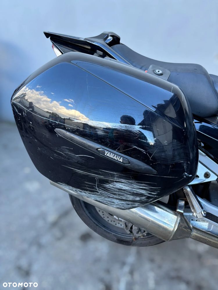 Yamaha FJR - 17